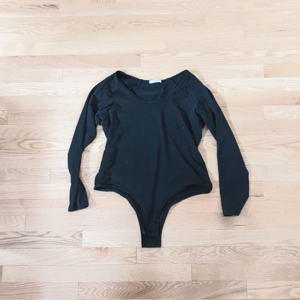 Sunro black bodysuit